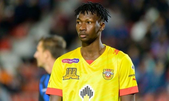 Форвард Момо Туре покинул тульский "Арсенал"