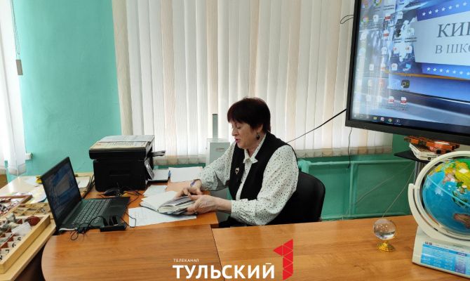 В Туле учитель географии с 40-летним стажем ездит в путешествия вместе с учениками