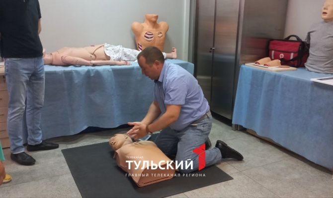 В детских лагерях в Тульской области вожатых начали учить спасать жизни
