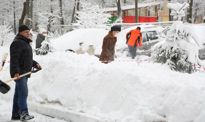 МЧС предупреждает жителей Тульской области о снегопаде и гололедице
