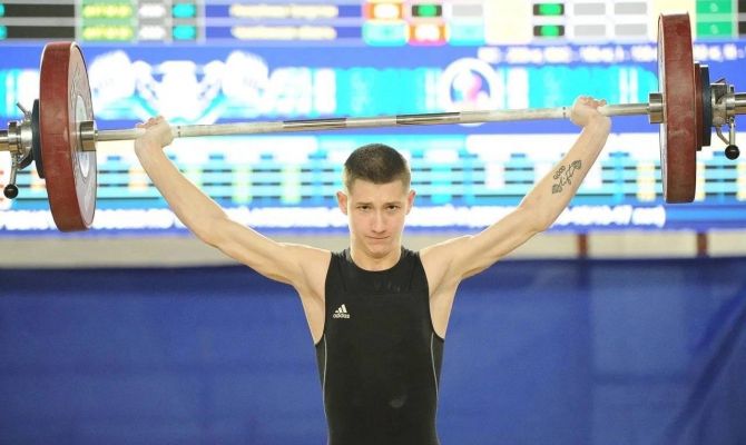 Тульские тяжелоатлеты вошли в пятерку сильнейших в России