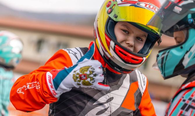 Юный туляк стал вторым на этапе Кубка российской автомобильной Федерации по картингу