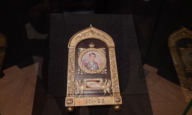 Туляки смогут увидеть прядь волос цесаревича Алексея