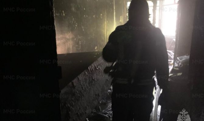 На улице Революции в Туле загорелась 9-этажка