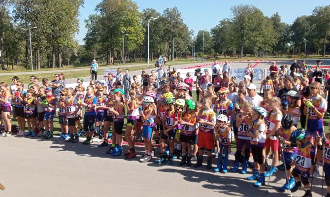 В Туле стартовали чемпионат и первенство области по лыжероллерам