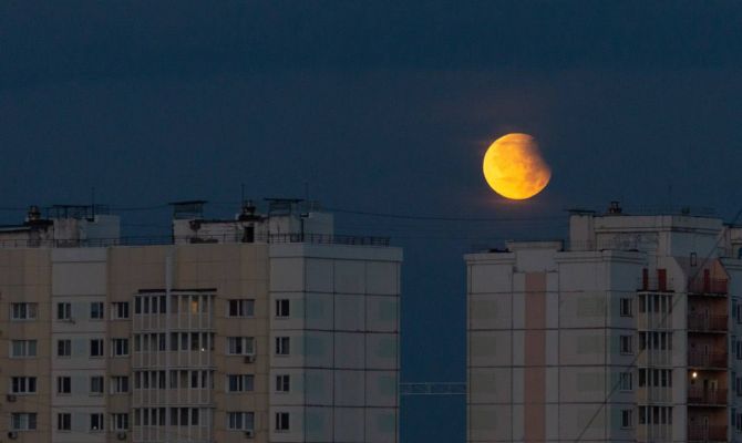 Ночью 18 сентября туляки смогли увидеть частичное лунное затмение