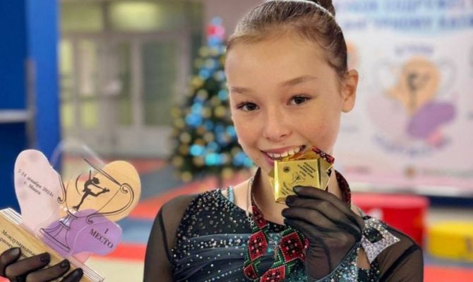 Дмитрий Миляев поздравил фигуристку из Тулы с победой на международных соревнованиях