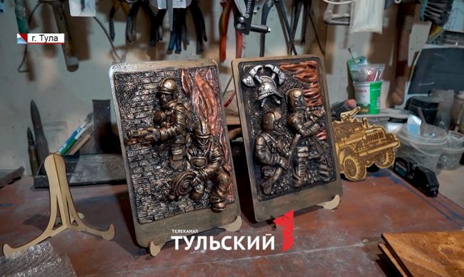Тульский мастер создает миниатюрные скульптуры пожарных