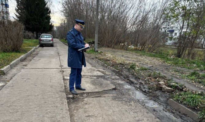 Дорога в Ефремовском районе признана небезопасной для движения