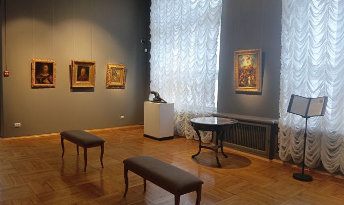 В Тульском музее изобразительных искусств открылись обновленные залы после ремонта
