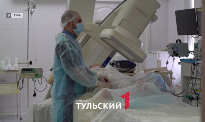 Врачи Тульской облбольницы провели операцию на сердце без наркоза