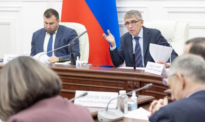 Дмитрий Миляев: "Один лыжи не купил, другой каток не залил"