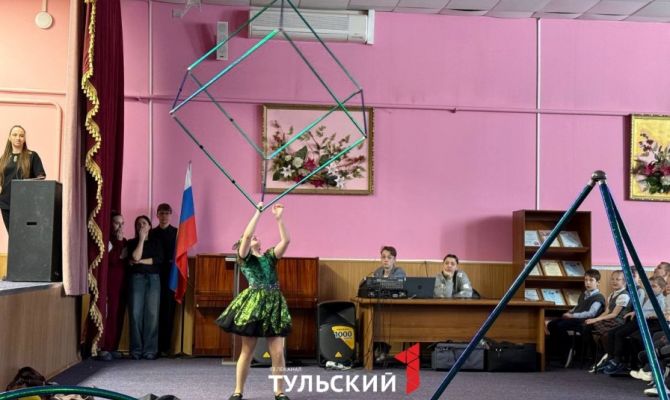 Юные артисты Тульского цирка устроили шоу для детей с ОВЗ