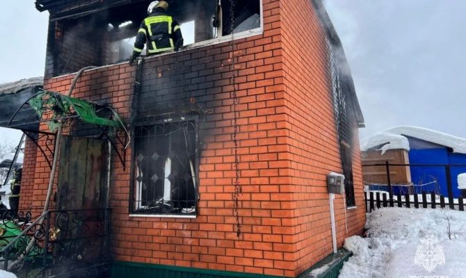 8 пожаров потушили в Тульской области 15 февраля