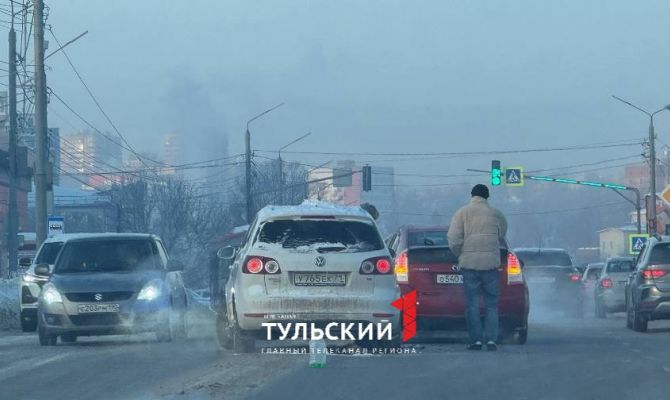 Две легковушки столкнулись на Рязанке в Туле