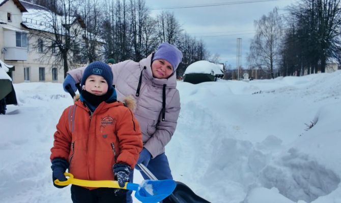Суворовцы присоединились к снежному субботнику