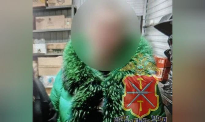 В Новомосковске директор магазина украла из кассы более 300 тысяч рублей