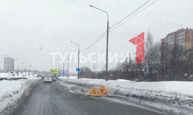 На улице Рязанской в Туле снова появилась "яма-убийца"