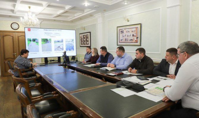 В Туле возле сквера «Встреча» расширят улицу и сделают парковку