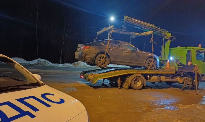 У жителя Ефремова арестовали машину из-за штрафов ГАИ на 3 млн рублей