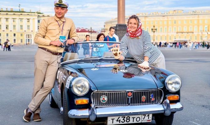 Семья из Тулы  второй год подряд выигрывает Кубок РАФ по ретроралли