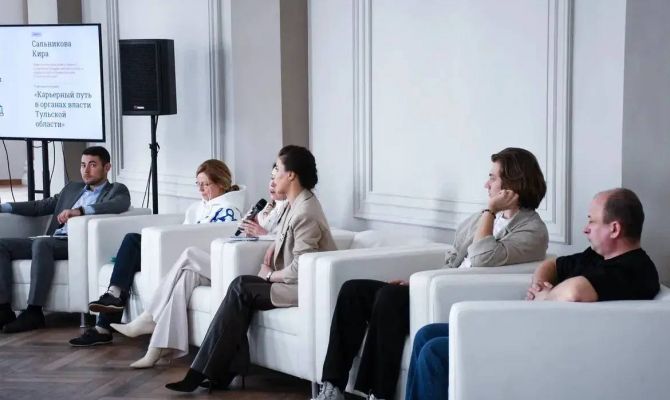 Тулякам на Всероссийской ярмарке трудоустройства предложили больше 5000 рабочих мест