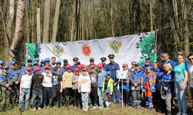 В Алексине высадили целый лес в память о героях Великой Отечественной войны