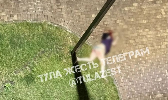 В Туле девушка выпала из окна высотки на улице Генерала Маргелова (18+)