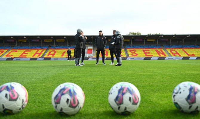 В Туле стартует матч Первой лиги "Арсенал" - "Сочи"