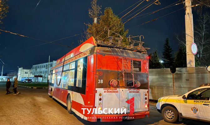 В Туле сняли с рейса троллейбус из-за неработающего аварийного выхода
