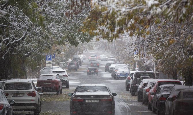 Тульских водителей предупредили о гололедице на дорогах