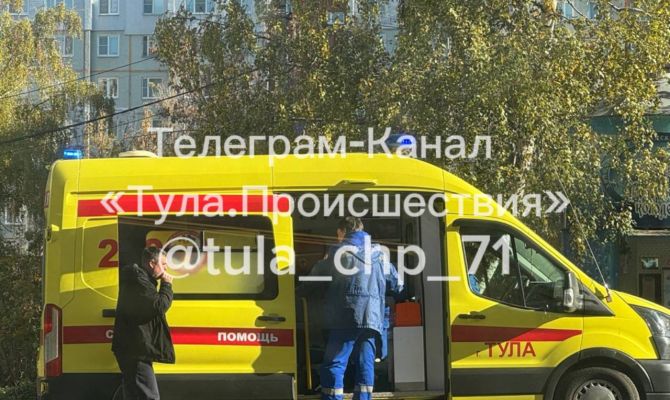 Двое туляков на электросамокате сбили женщину на улице Революции