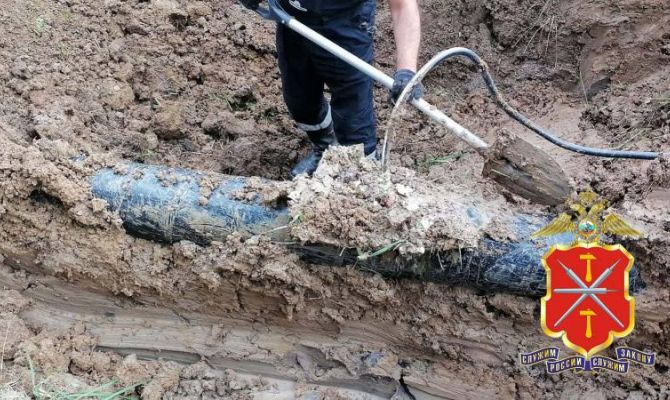 В Одоевском районе трое мужчин украли почти 19 тонн дизельного топлива