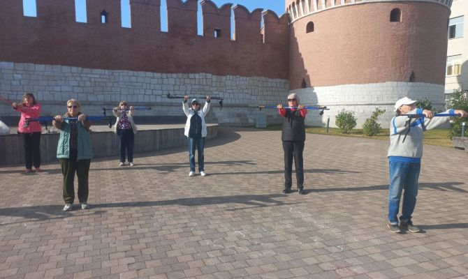 Тренер рассказал, как тулякам выбрать одежду для спорта