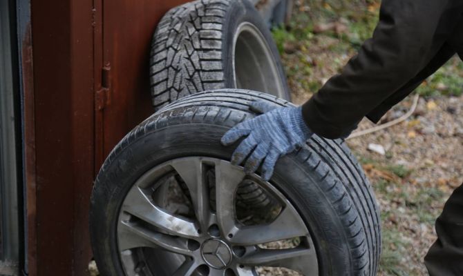 Тулякам рассказали, когда пора «переобувать» автомобиль в летнюю резину