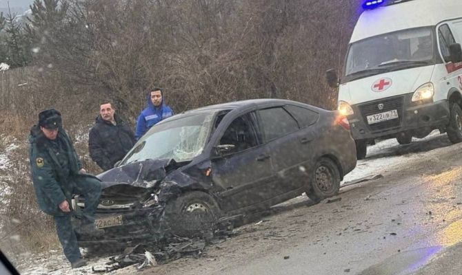 На подъезде к Косой горе в Туле произошло жесткое ДТП
