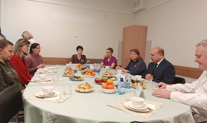 "Новогоднее чудо": юные туляки с редкими заболеваниями получили дорогостоящее лечение