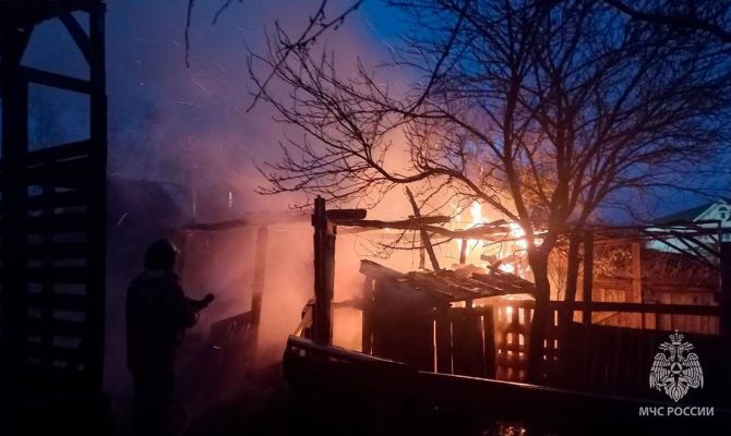 Стало известно, сколько пожаров потушили в Тульской области за сутки