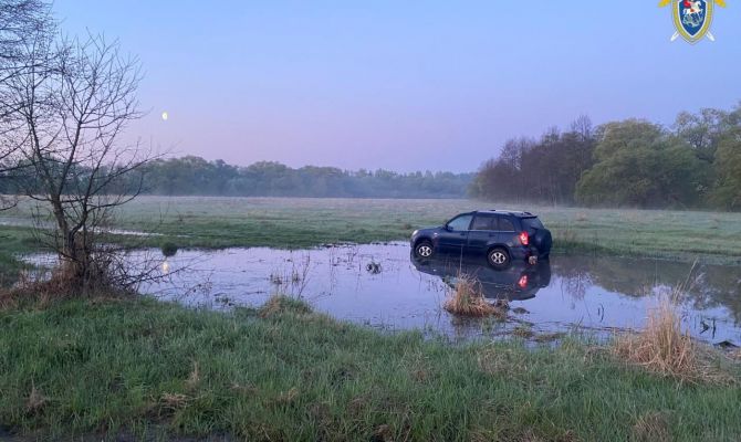 Под Веневом в салоне автомобиля нашли трупы двух мужчин