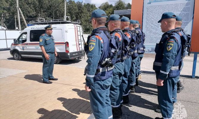 Тульские спасатели отправились в Курскую область