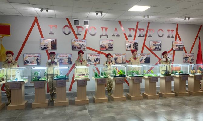 В Донском школьники начнут проводить опыты по химии на планшетах