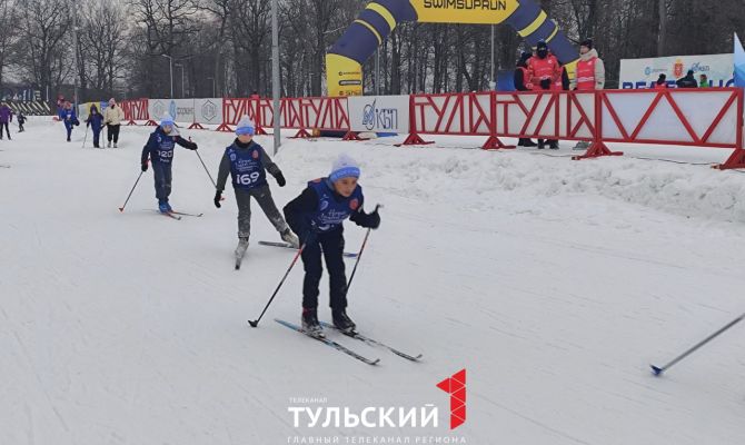 В Туле началась Ночная лыжная гонка памяти Вячеслава Веденина