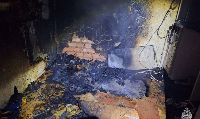 При пожаре в Донском эвакуировали 12 человек