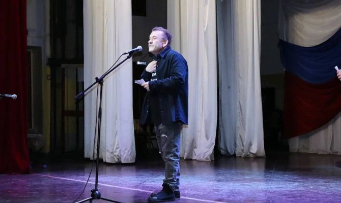 Александр Морозов дал благотворительный концерт в Суворове