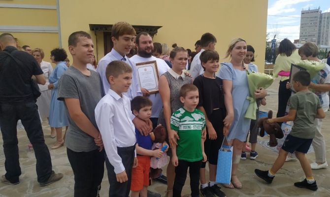 Тульские семьи приняли 17 детей-сирот из Донбасса