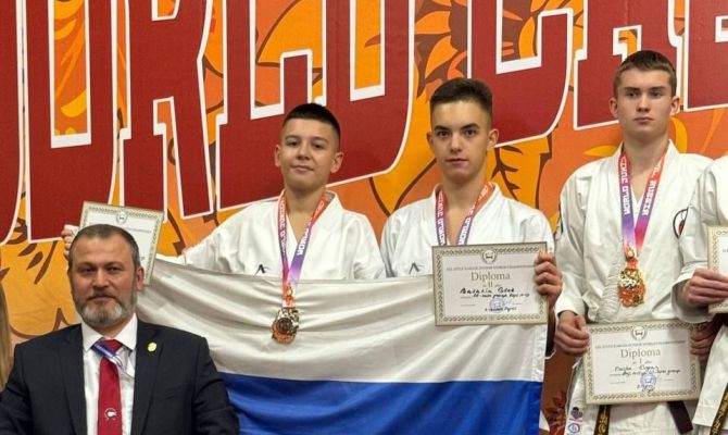 Туляки привезли полный комплект медалей с первенства мира по всестилевому карате