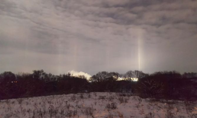 В Туле заметили загадочные столбы света