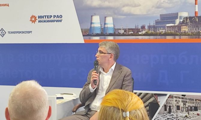 Врио Губернатора Дмитрий Миляев пообщался с жителями Суворова