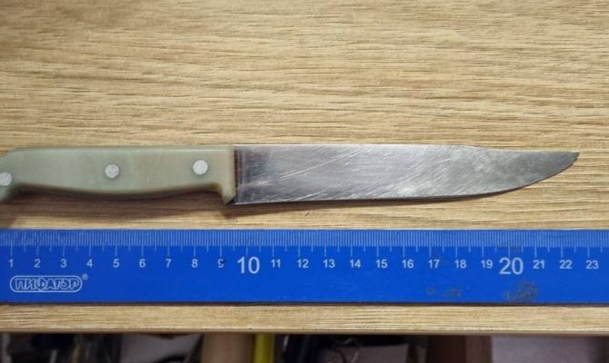 В Туле мужчина пытался пронести в суд хозяйственный нож