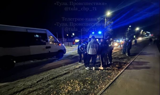 В Богородицке 14-летний подросток попал под колеса микроавтобуса